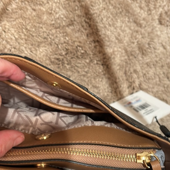 NWT Calvin Klein, shoulder bag, handbag purse, mother’s flowers roses, brown - Picture 6 of 15